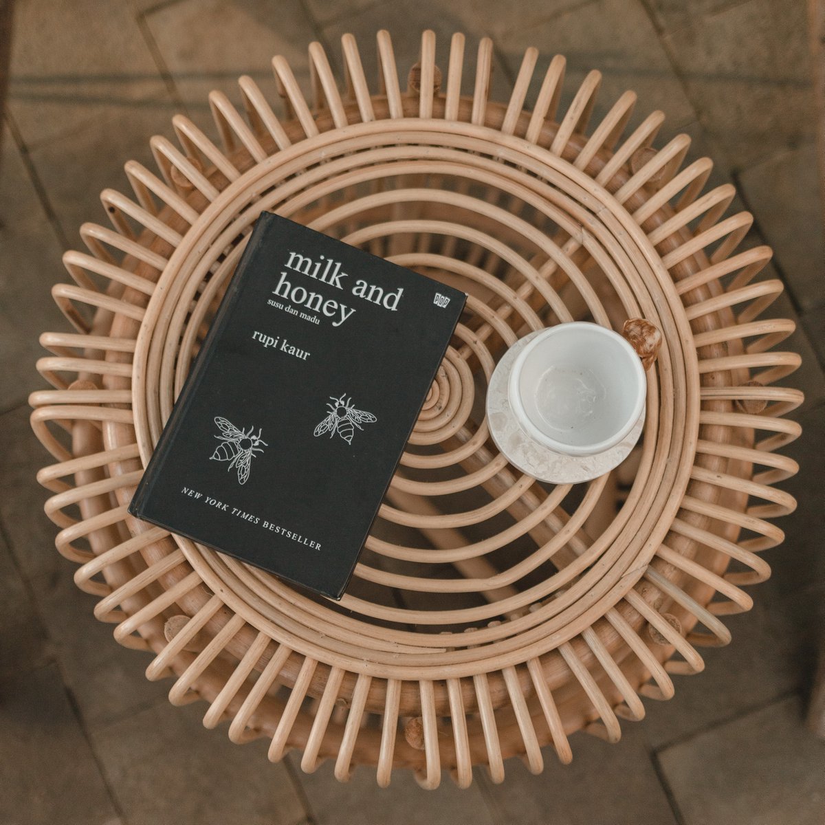 Rotan Bijzettafel