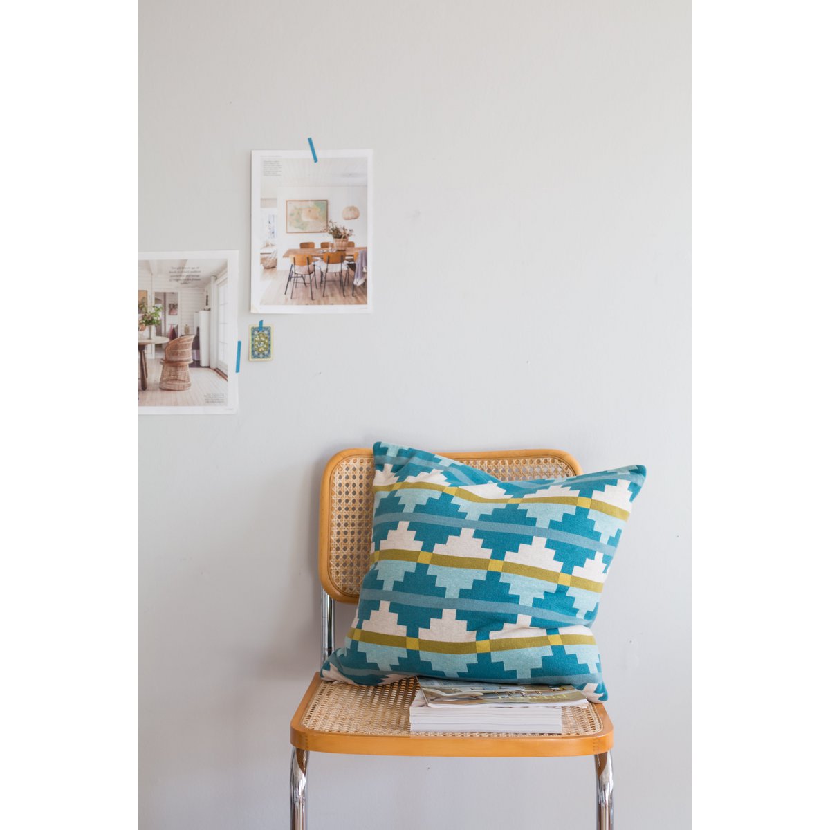 Alf Kussen Blauw, zacht jacquard gebreid katoen