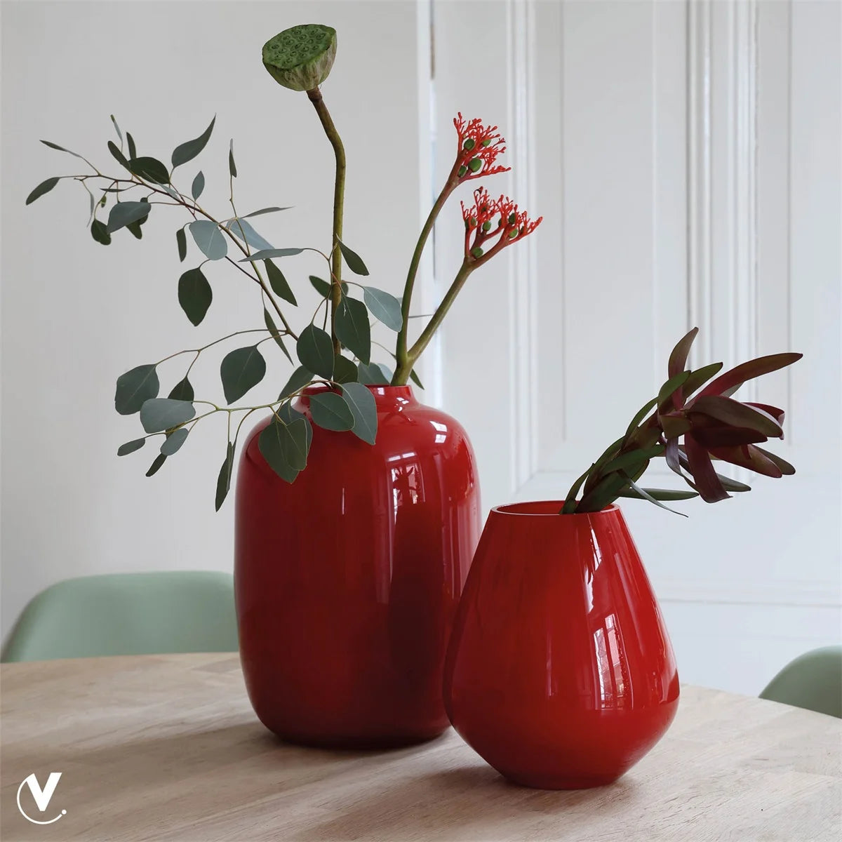 Vaas Artic bright red