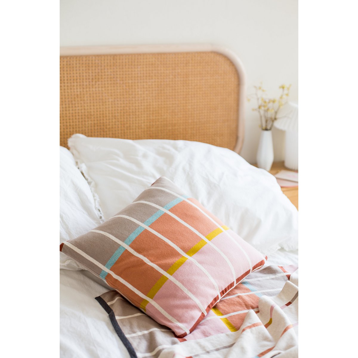 Alvin Pillow Pink, zacht jacquard gebreid katoen