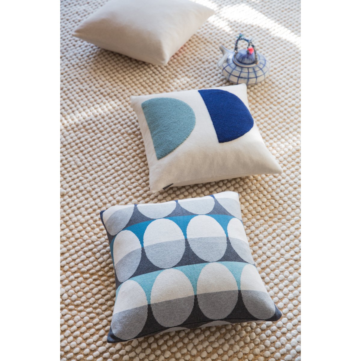 Olivia Kussen Blauw